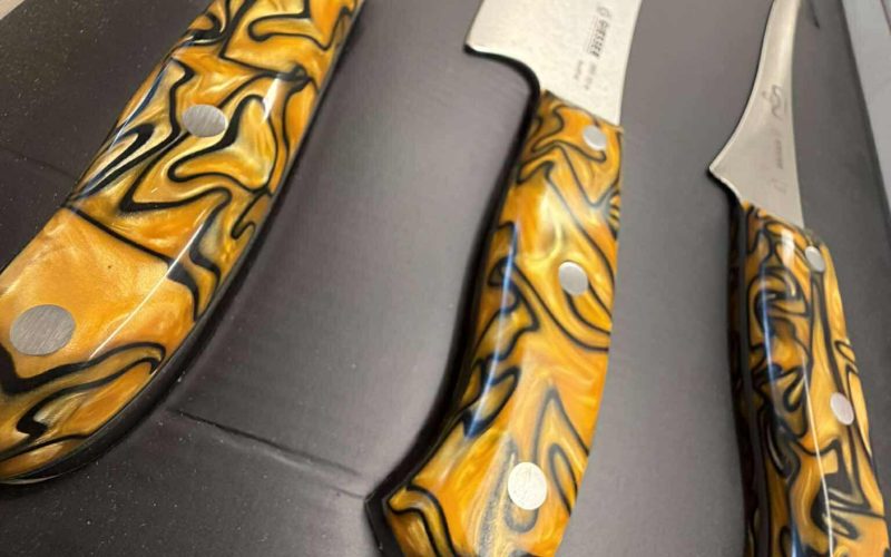 Η ποιότητα των μαχαιριών σταθερή και υψυλή.